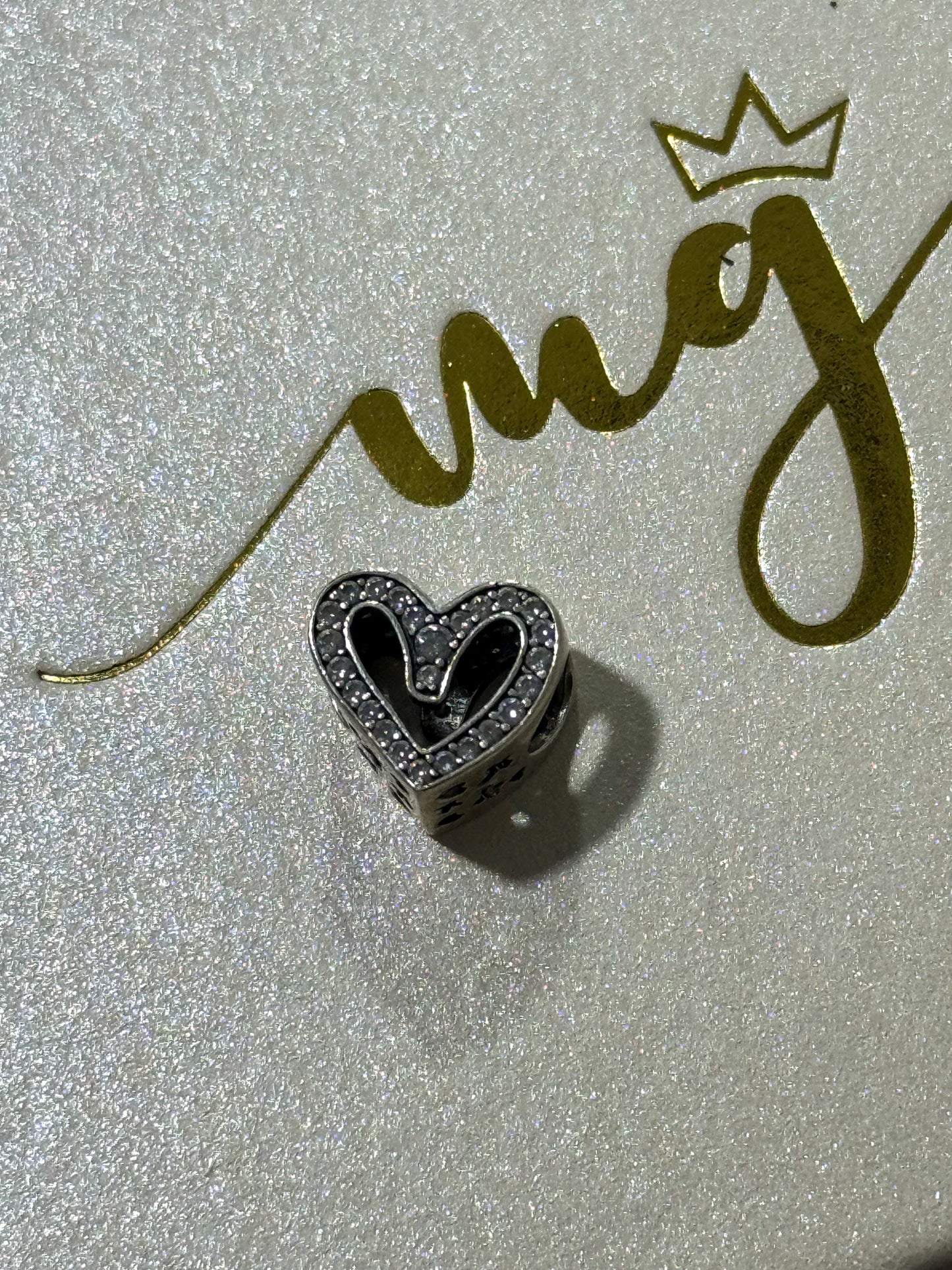 CORAZÓN CON INCRUSTACIONES