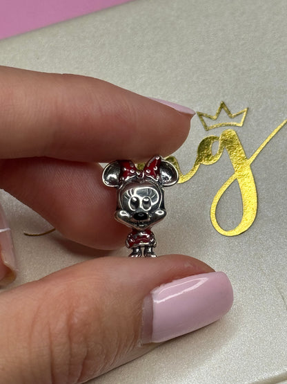 MINNIE CON VESTIDO DE LUNARES